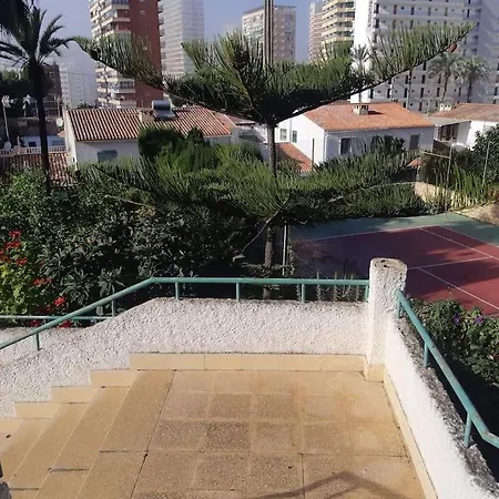 Beautiful Residential With Pool Daire Benidorm