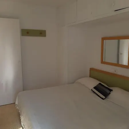 Beautiful Residential With Pool Daire