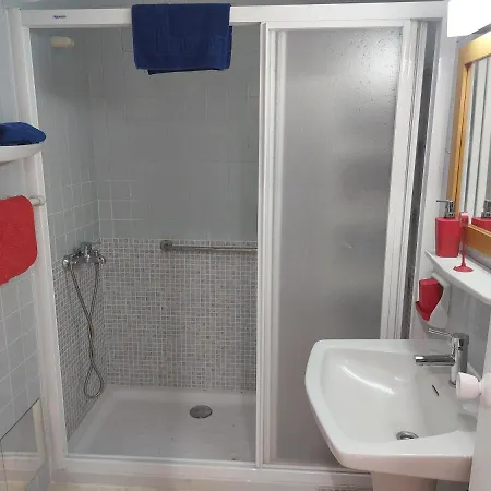 Beautiful Residential With Pool *